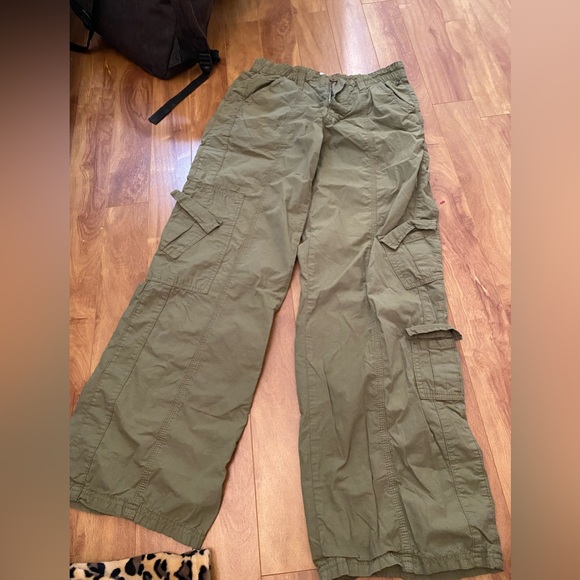 URBAN OUTFITTERS Cargo Pants - Picture 1 of 2